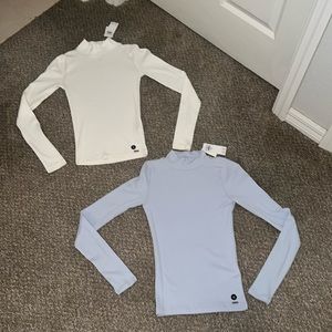 Hollister longsleeve tops. Xs